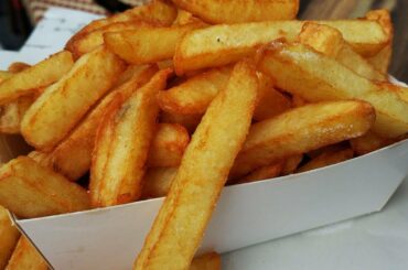 Crispy French fries Recipe - Homemade crispy fries recipe- Restaurant style french fries