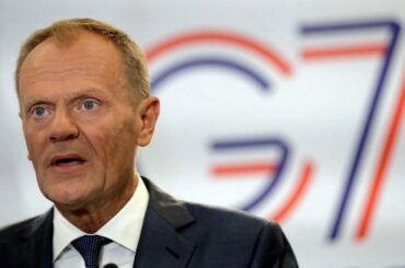 Tusk says EU would respond to U.S. tariffs on French wine, warning on trade war risks