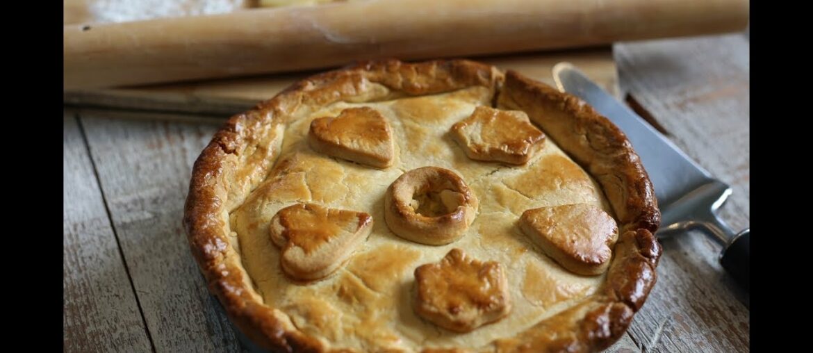 Homemade Leek & Bacon Pie – French Tourte Homemade Leek & Bacon Pie - French Tourte