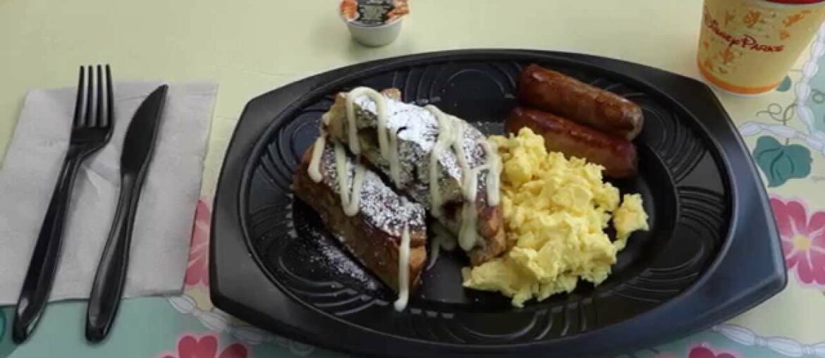 Disneyland Dining Review - Cinnamon Roll French Toast
