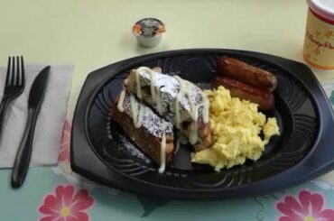Disneyland Dining Review - Cinnamon Roll French Toast