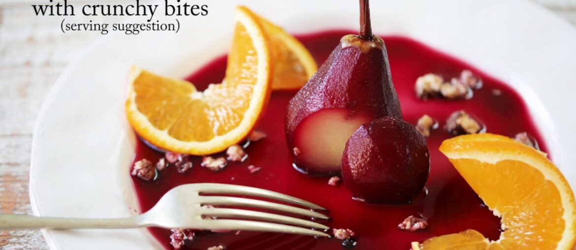 Poached pears in Beaujolais wine and Blackcurrant sauce (Poire à la beaujolaise) Poached pears in Beaujolais wine and Blackcurrant sauce (Poire à la beaujolaise)