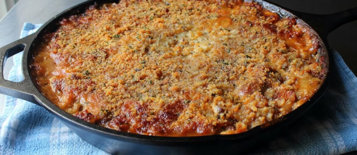 Cassoulet - French White Bean & Meat Gratin - Cassoulet de Toulouse Recipe