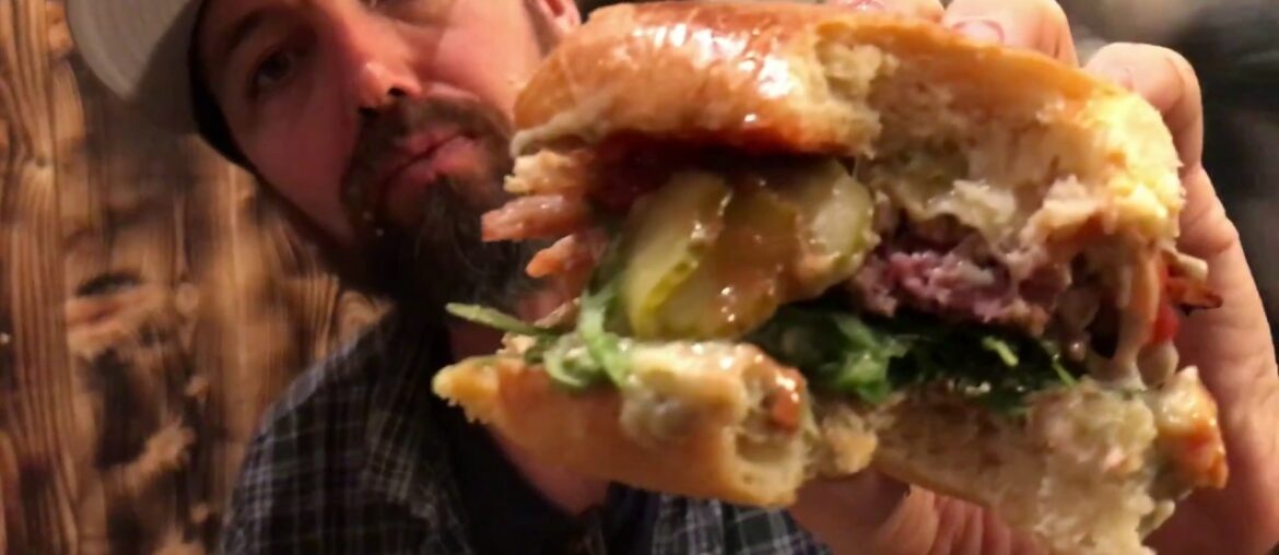 French natural wine & The best burgers in Paris. French natural wine & The best burgers in Paris.