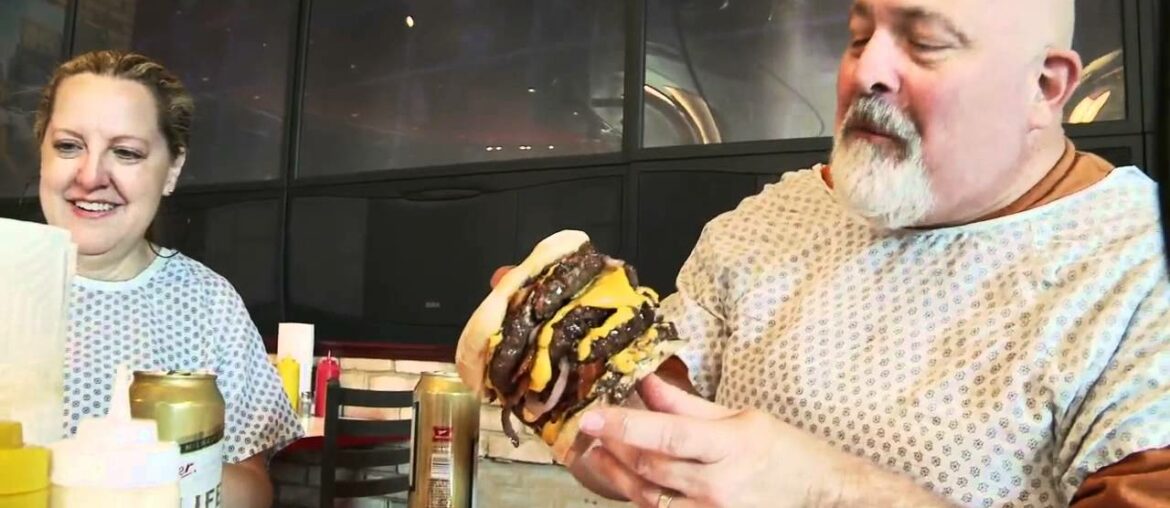 Las Vegas: dining at the Heart Attack Grill Las Vegas: dining at the Heart Attack Grill