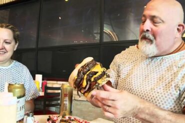 Las Vegas: dining at the Heart Attack Grill