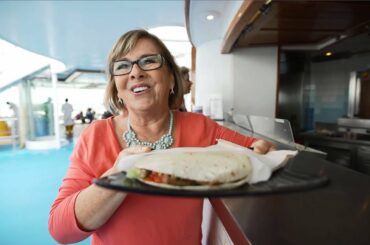 How to maximize dining on a Disney cruise