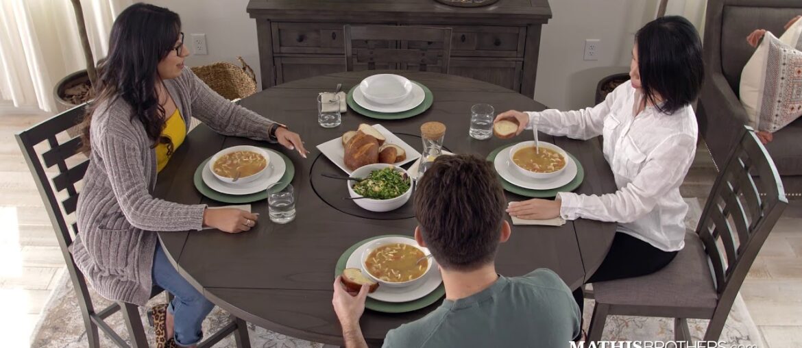 Five-Piece Tall Dining Set in Brown