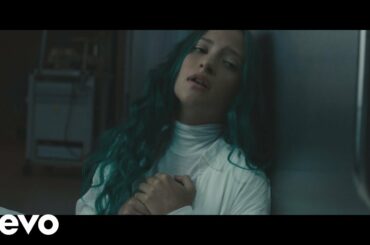 Au/Ra - Panic Room (Official Video)