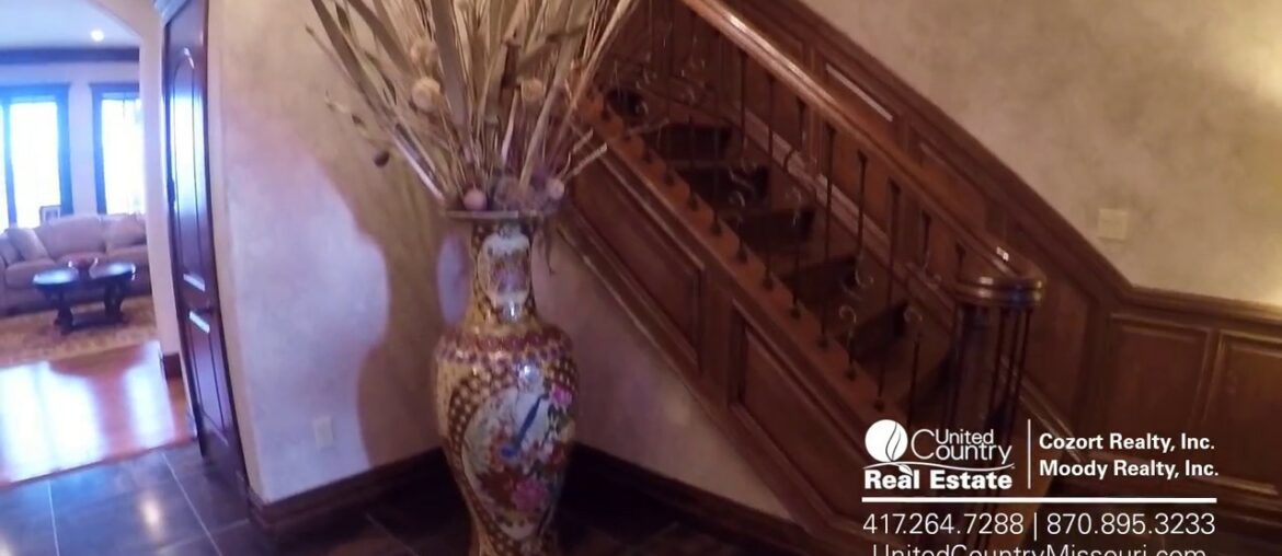 McCullough Winery - Part 2 Foyer/ Dining