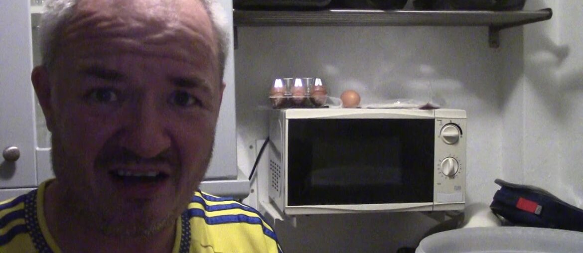 Homebrew Wine – Beaverdale Vieux Chateau Du Roi – Chateauneuf du Pape Homebrew Wine - Beaverdale Vieux Chateau Du Roi - Chateauneuf du Pape