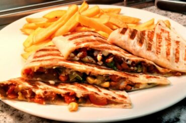 Mexican chicken Quesadilla with French fries recipe in Restaurants & hotels catering