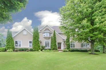 40W540 Stonecrest Drive, Elgin, IL, 60124