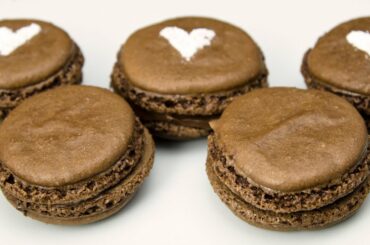 Chocolate Macarons with a Nutella Filling: Cookies Cupcakes and Cardio Recipe
