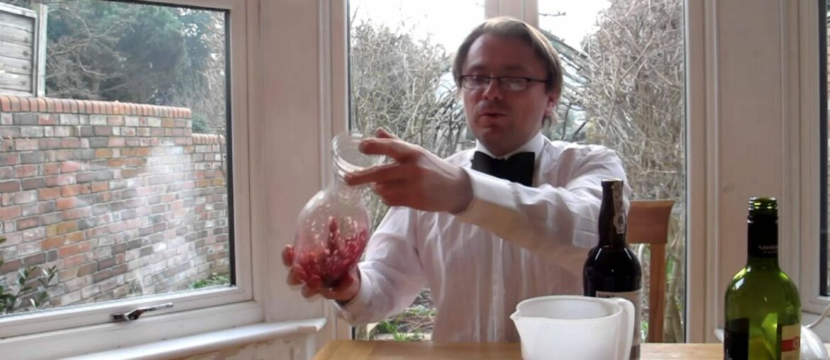 How to make cheap wine taste like Châteauneuf-du-Pape (expensive wine) How to make cheap wine taste like Châteauneuf-du-Pape (expensive wine)