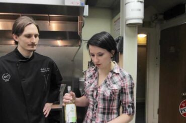 How to Make a White Wine Butter Sauce (Beurre Blanc)