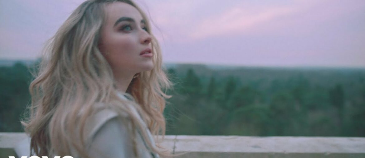 Sabrina Carpenter - Paris