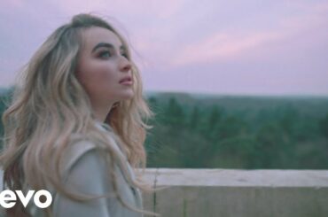 Sabrina Carpenter - Paris