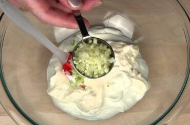 How to Make French Onion Dip - Homemade French Onion Dip Recipe