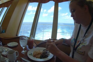 Carnival Valor - Breakfast Main dining room