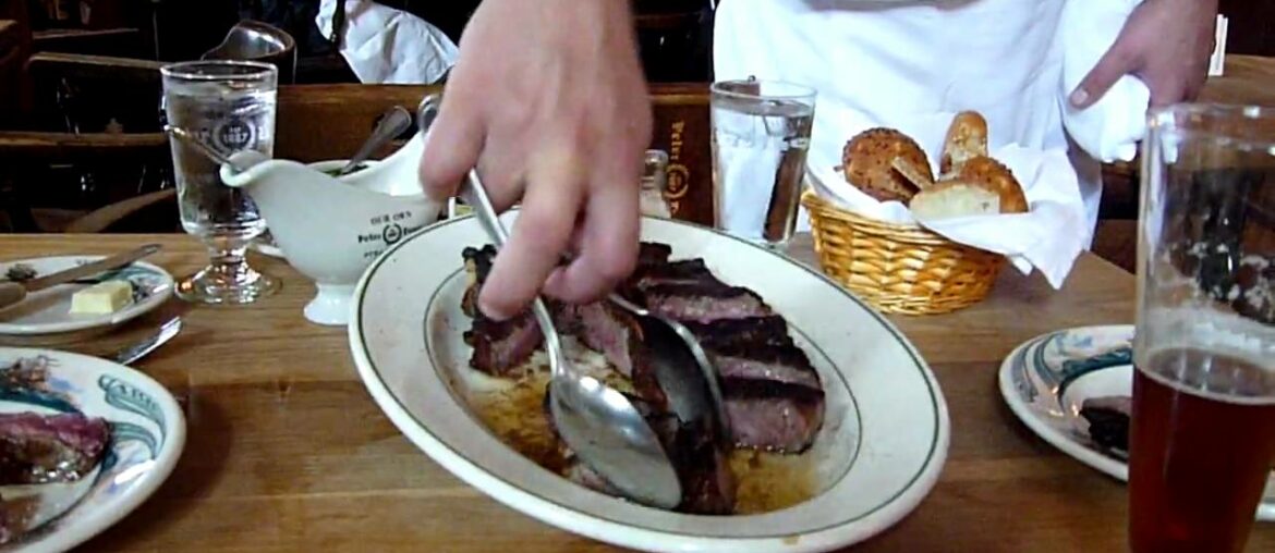 Peter Luger's way of Serving Porterhouse at the Dining Table