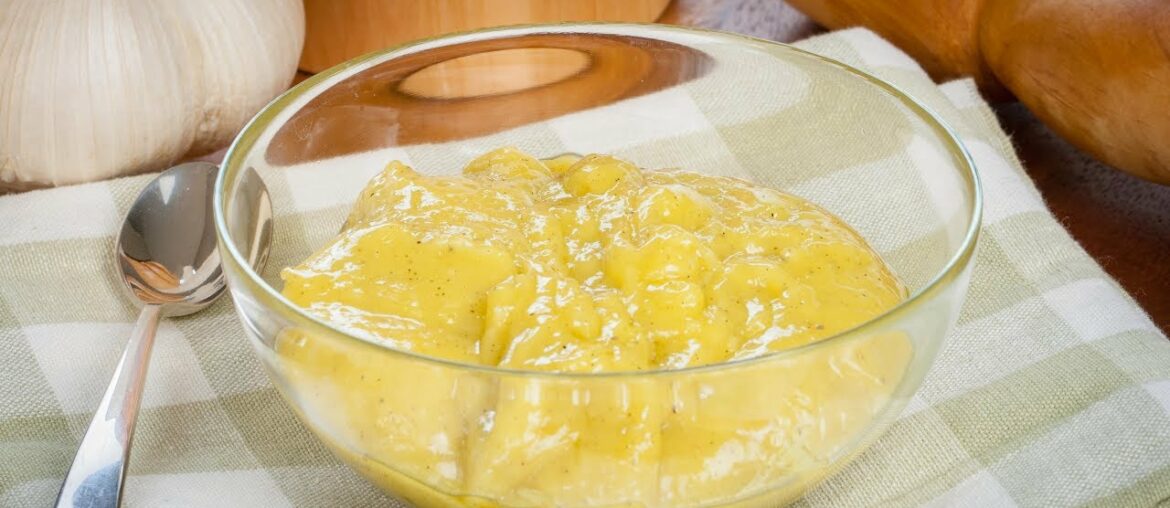 How to Make an Aioli Sauce Recipe How to Make an Aioli Sauce Recipe