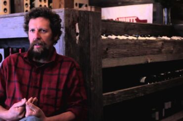 What is a wine co-op in France?