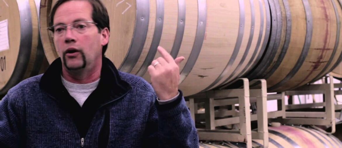 Wine Education 101: Todd Hamina describes Melon De Bourgogne.