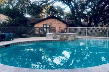 Residential for sale - 316 Crittenden Street, Yoakum, TX 77995