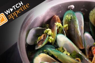 Moules Marinières: A Classic French Mussels Recipe