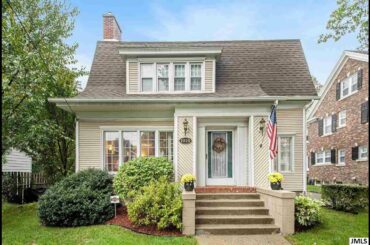 1010 W Washington Ave, Jackson, MI 49203 - MLS #201903962