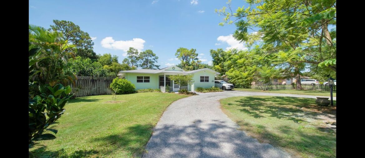 Homes for sale - 98 Cuyahoga Road, Lake Worth, FL 33467