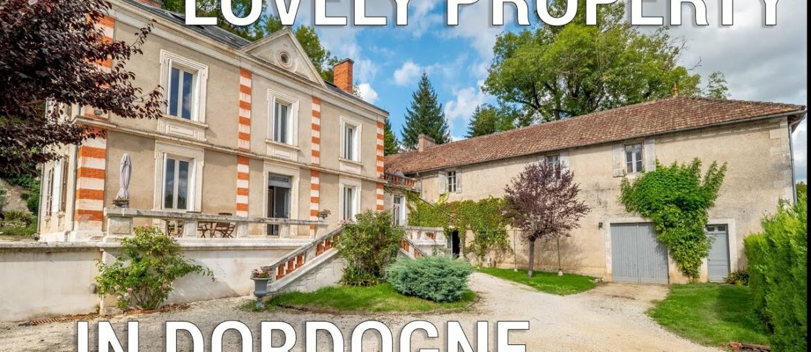 Perfect manor house with pool & outbuildings in Dordogne – France property ref: 105562DFA24 Perfect manor house with pool & outbuildings in Dordogne - France property ref: 105562DFA24