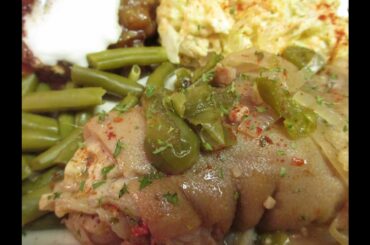 How to cook Pigs Feet : Slow Cooked Pigs Feet Recipe