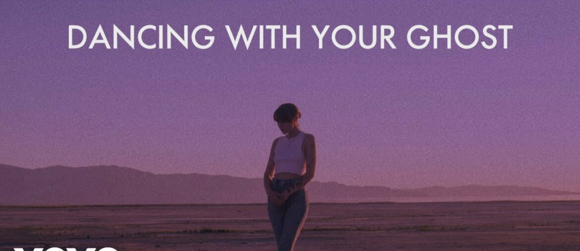 Sasha Sloan – Dancing With Your Ghost (Lyric Video) Sasha Sloan - Dancing With Your Ghost (Lyric Video)
