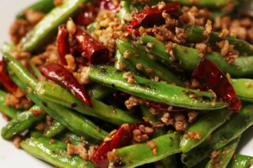 STIR FRY RECIPES - Easy Chinese Green Beans Recipe [干煸豆角]