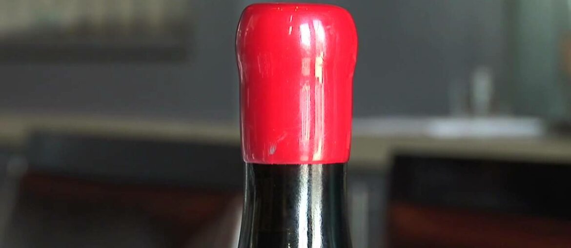 How to Remove Wax Wine Seals – CHOW Tip How to Remove Wax Wine Seals - CHOW Tip