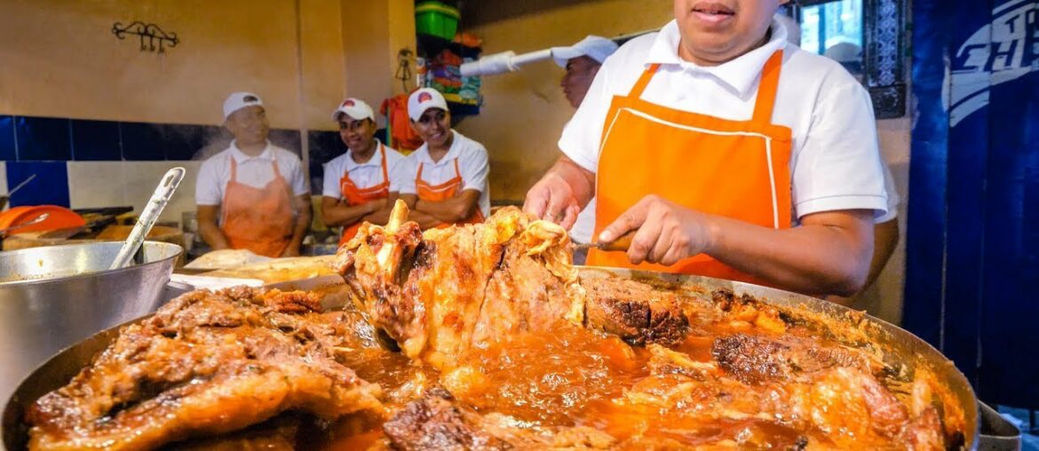 The Ultimate MEXICAN STREET FOOD TACOS Tour of Mexico City! (ft. La Ruta de la Garnacha)