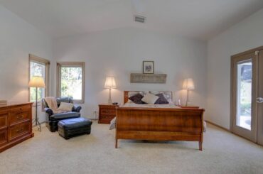 1111 Jungle Ave, Saint Petersburg, FL