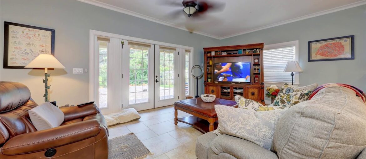 419 1/2 Jasmine Way, Clearwater, FL 419 1/2 Jasmine Way, Clearwater, FL