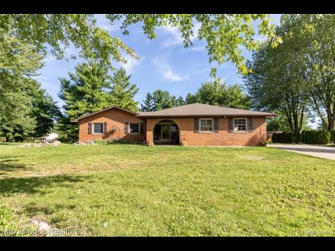 11305 W Gates Street, Bruce, MI – 219111691 11305 W Gates Street, Bruce, MI - 219111691