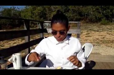 PARODY/NOTHING LIKE THIS IN THE WORLD, CHEESE AND FRENCH WINE/FRANCE/CLIP 24