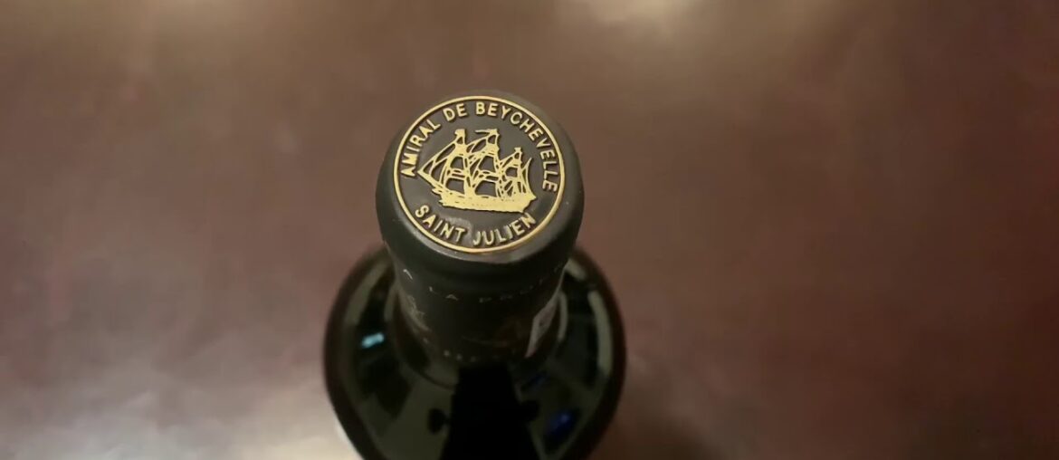 French Medoc Bordeaux Red Wine Amiral Dev Beychevelle Saint Julien 2016 / White Sturgeon Caviar