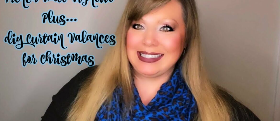 Makeshift Christmas Valances & French Wall Vignette – 2 SHOUTOUTS!! Makeshift Christmas Valances & French Wall Vignette - 2 SHOUTOUTS!!