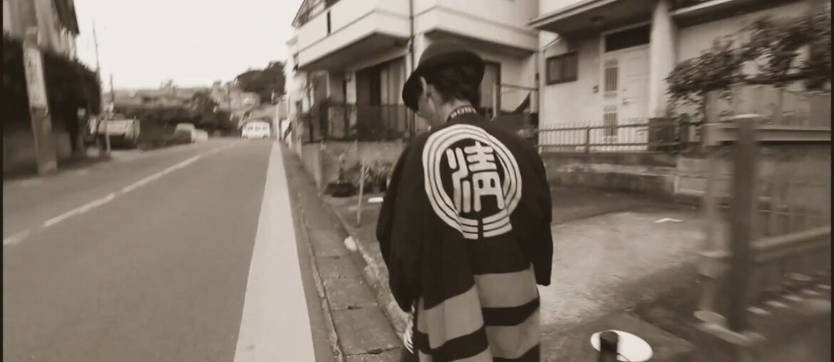 Art Studio wine tasting in Japan by La Petite Nénette Art Studio wine tasting in Japan by La Petite Nénette