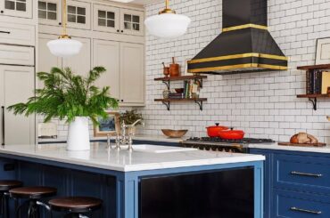 Interior Design: Beautiful Bistro-Style Blue Kitchen