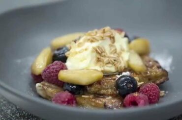 Apple Crumble French Toast with Vanilla Mascarpone - Goodman Fielder Food Service Recipes