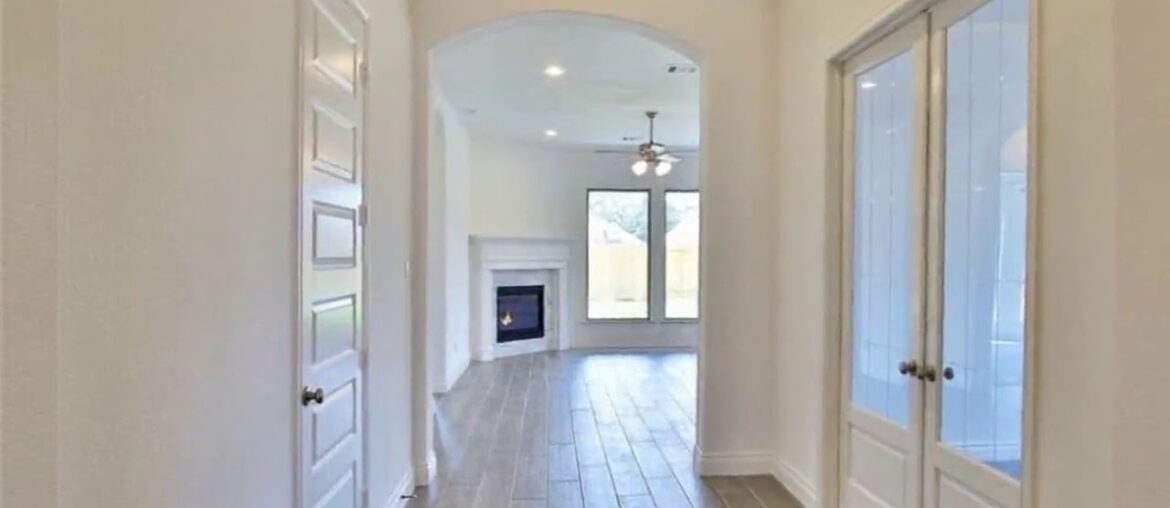 309 Torry Bloom Loop, Conroe, TX 77304 309 Torry Bloom Loop, Conroe, TX 77304