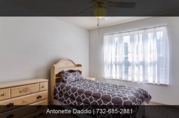 4 Chris Ann Court, Jackson, NJ, 08527