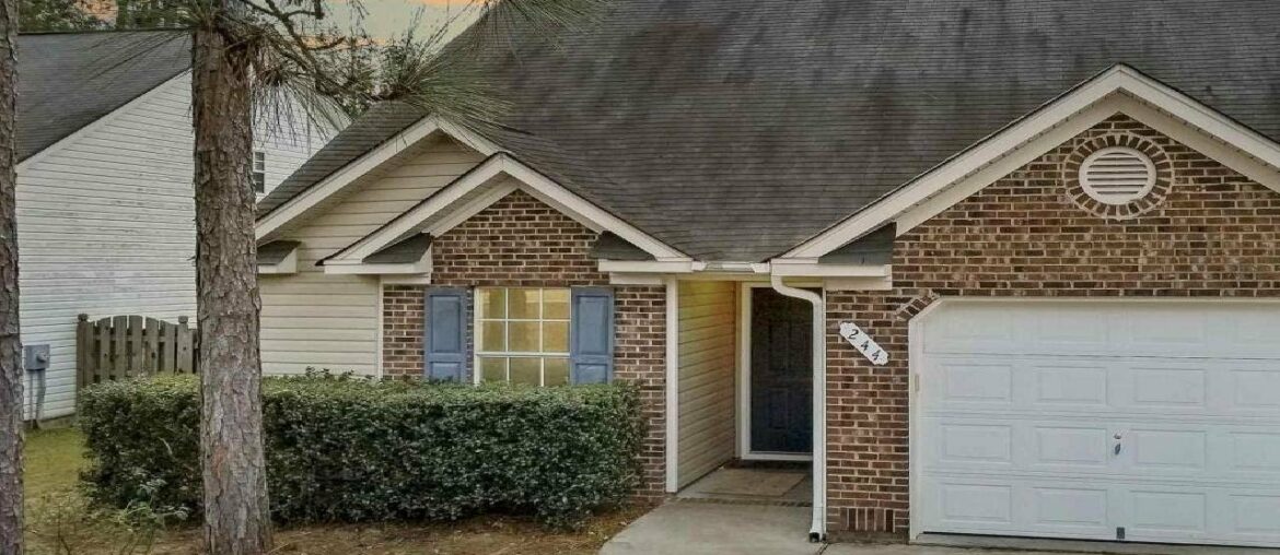 244 Olde Farm Road, Lexington, SC Presented by The Latimore Group. 244 Olde Farm Road, Lexington, SC Presented by The Latimore Group.